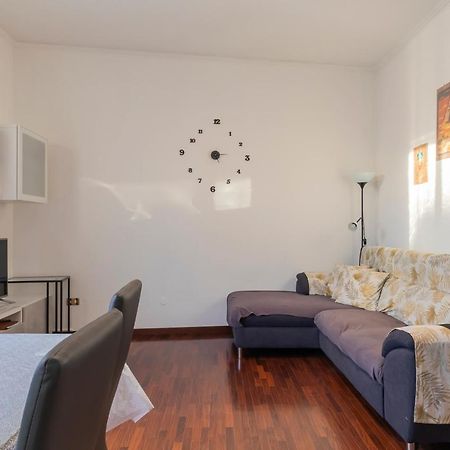 セスト・サン・ジョヴァンニCasa Samy - Sesto Sg A Due Passi Da Sesto Rondo - Battistiアパートメント エクステリア 写真
